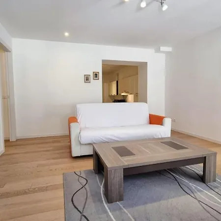 Belvedere 4 - Parking Free アパート