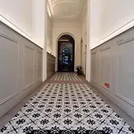 Belvedere 4 - Parking Free Apartman *