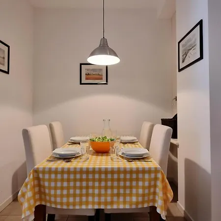 Belvedere 4 - Parking Free Daire Trieste