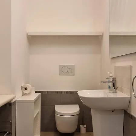 Belvedere 4 - Parking Free *